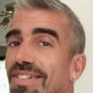 Meet your Posher, Tom